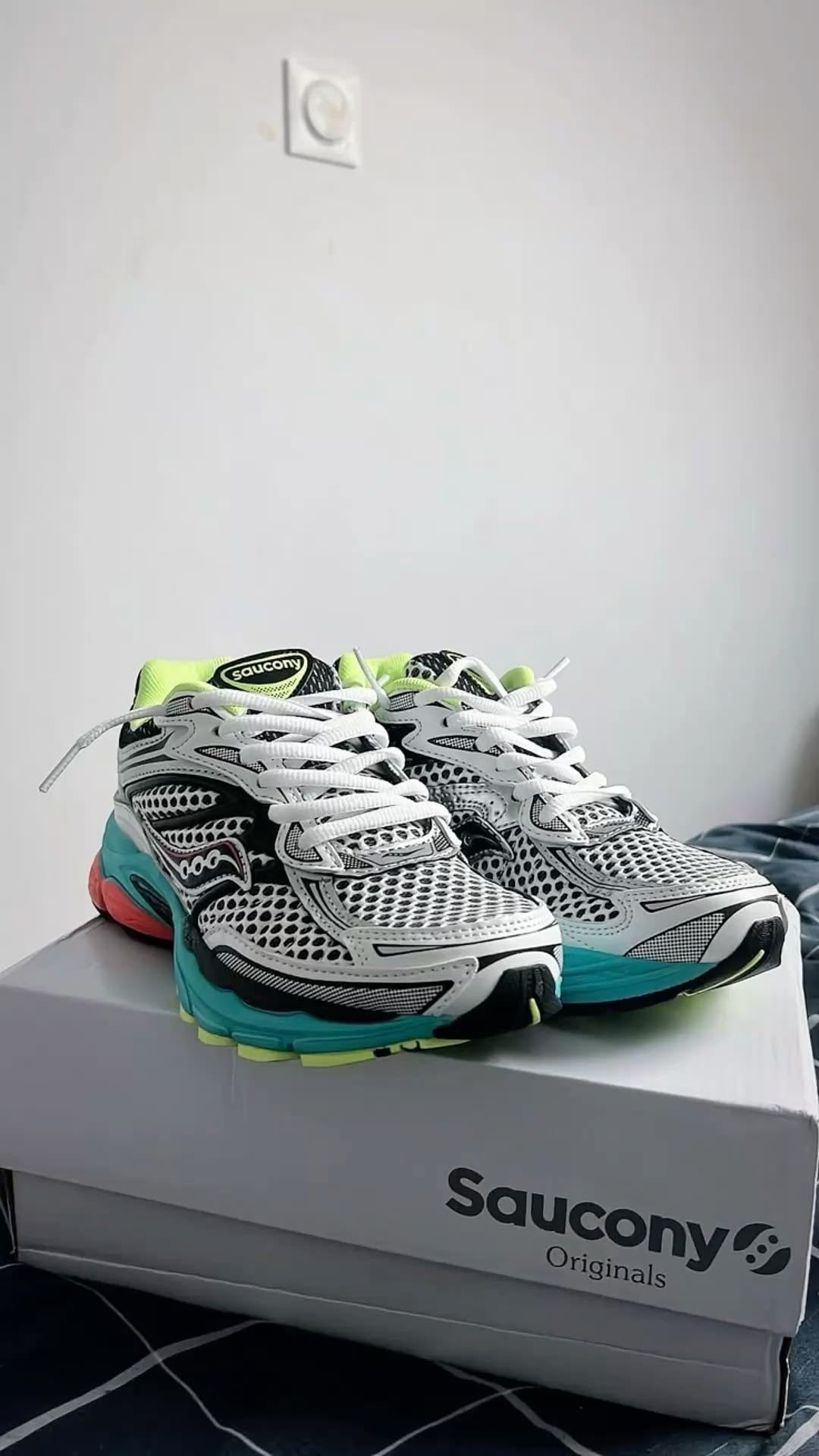 saucony omni 9